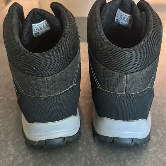 Boys Adidas Terrex Hiking Boots - Picture 3 of 8